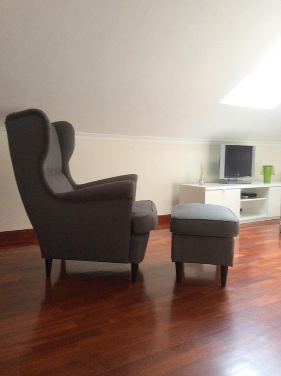 Apartment La Mansarda Άλμπα Δωμάτιο φωτογραφία